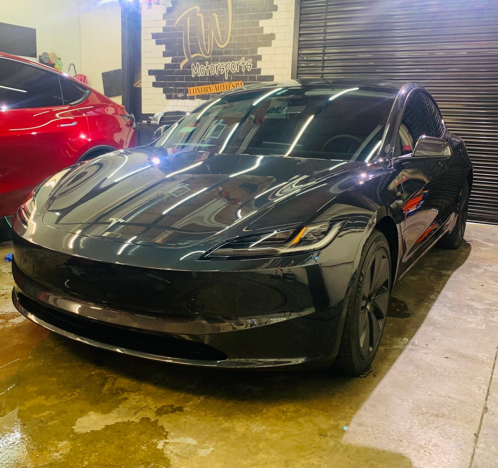 Tesla Model 3 services