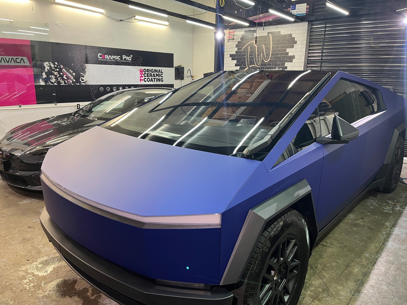 Tesla Cybertruck services